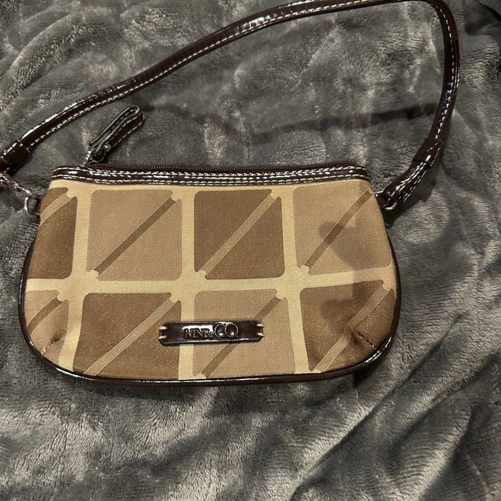 Nine West wristlet